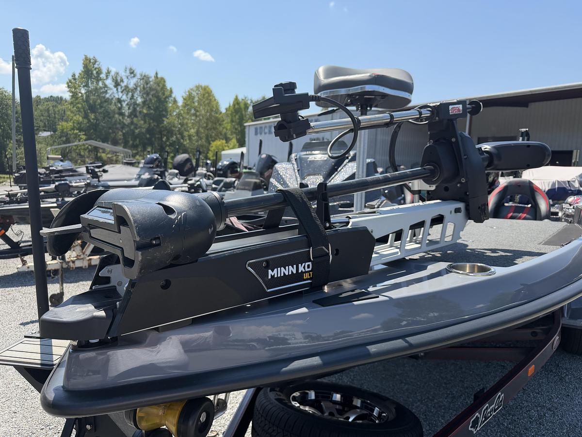 Used 2025 Bass Cat Caracal STS