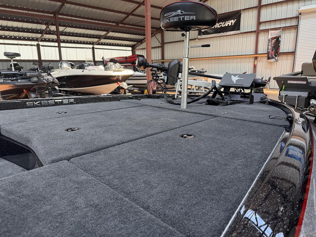 2027 Skeeter ZX200