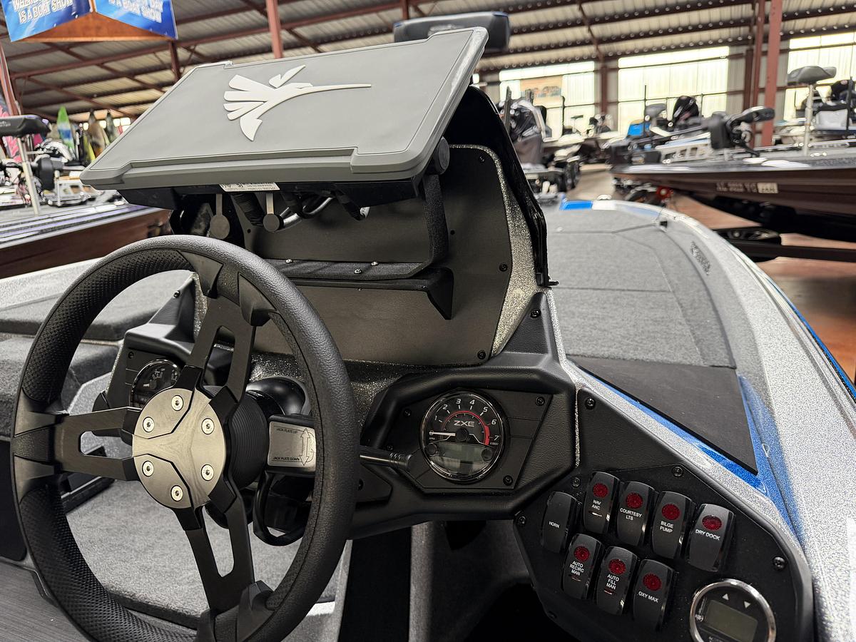 2027 Skeeter ZXE20
