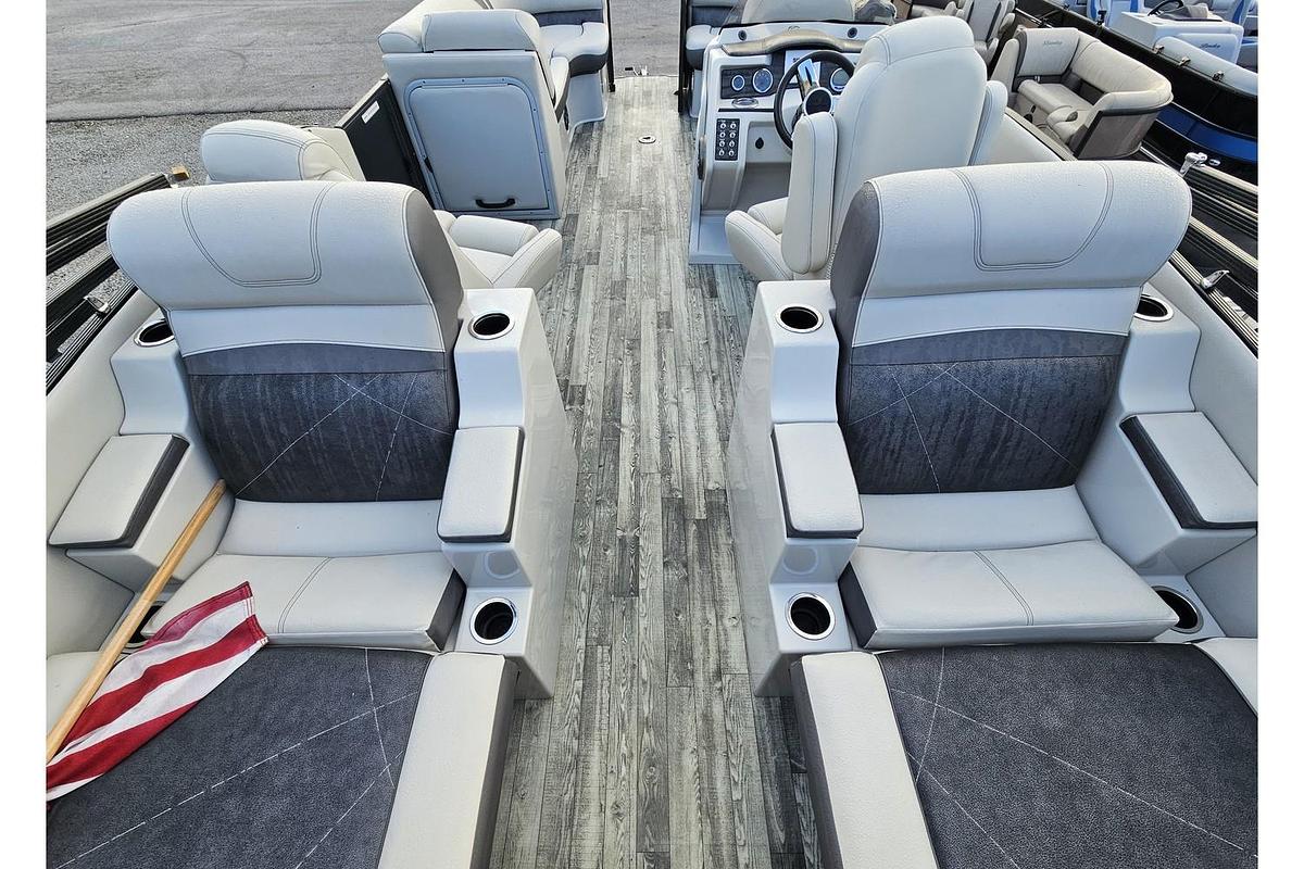 Used 2018 Crest Pontoons Classic 230 CP3