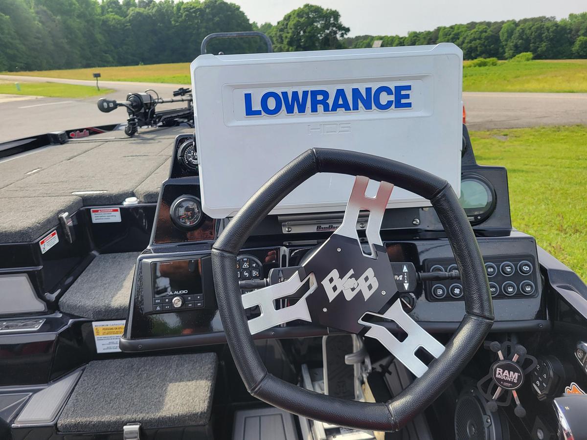 Used 2025 Bass Cat Jaguar