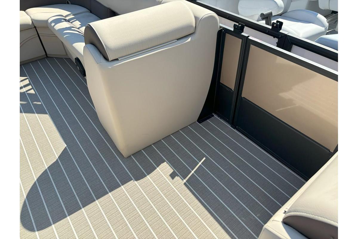 2024 Bentley Pontoons Legacy 223 Cruise XL