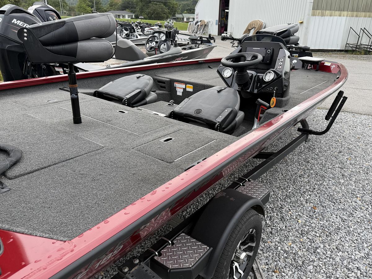 Used 2022 Crestliner CXF 189