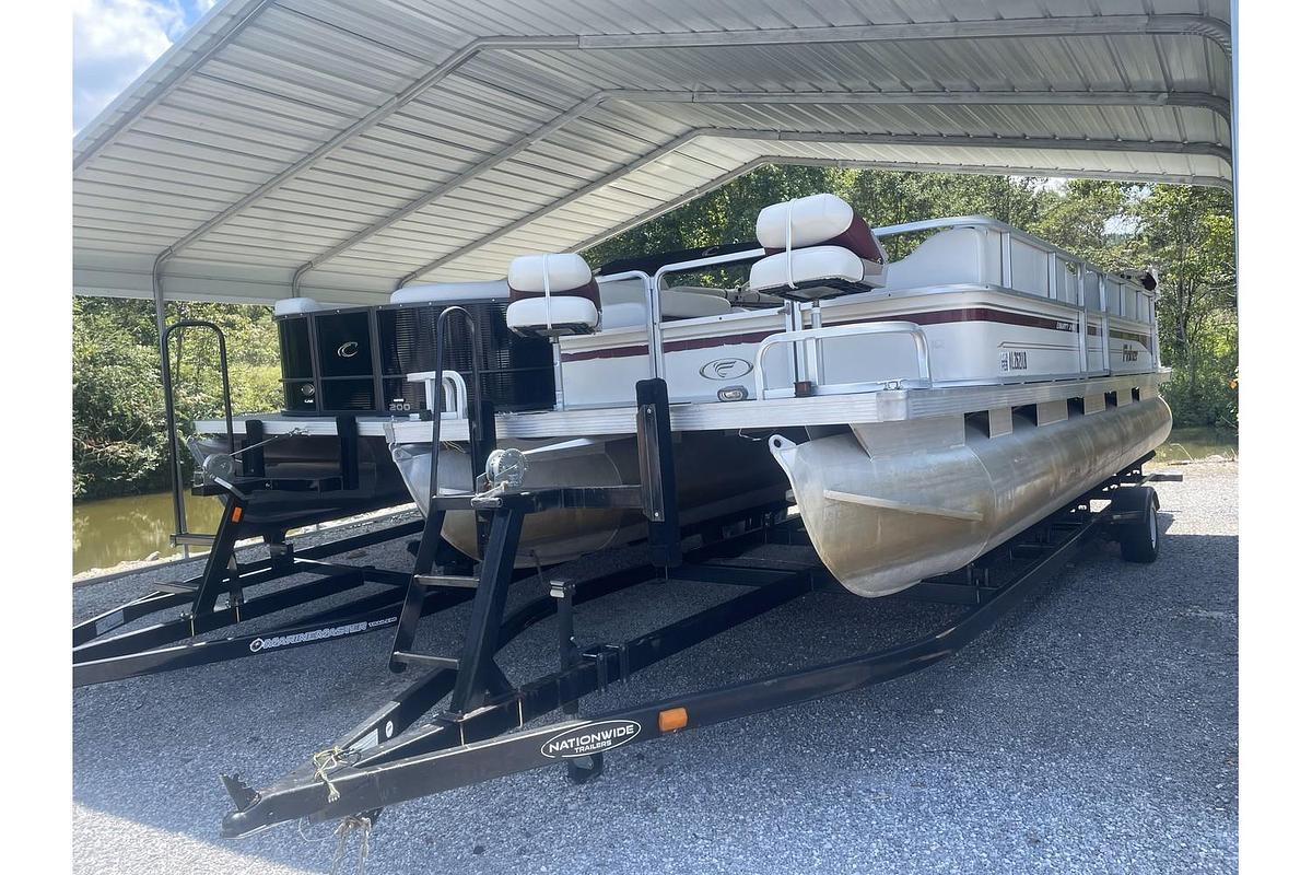 Used 2004 Fisher Boats Liberty 240