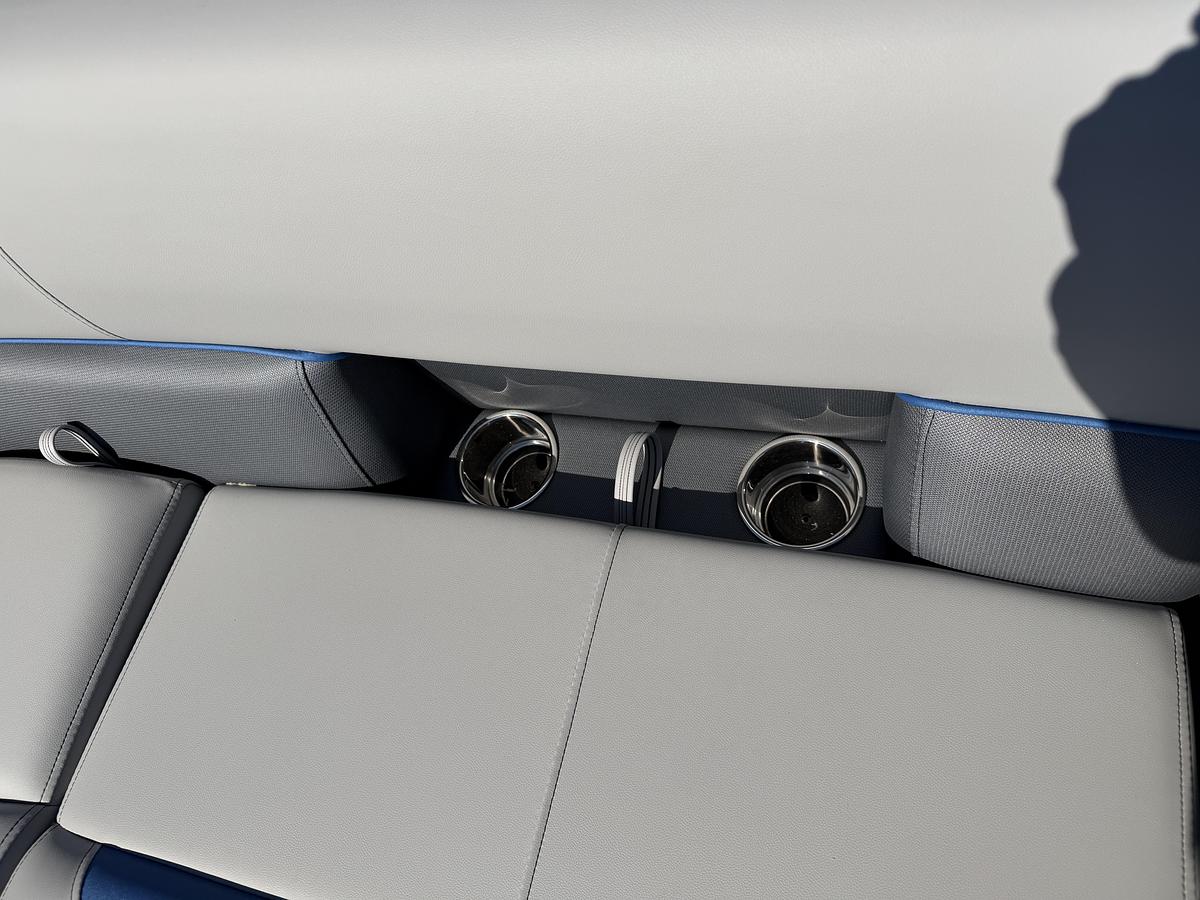 2026 Bentley Pontoons Bolt 223