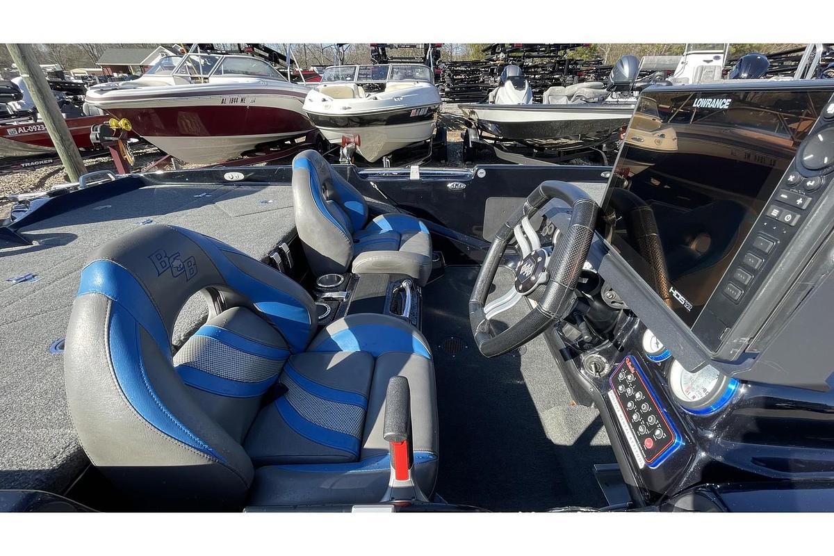 Used 2021 Bass Cat Eyra