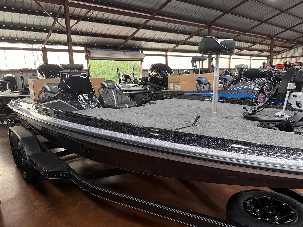 2027 Skeeter ZXE20