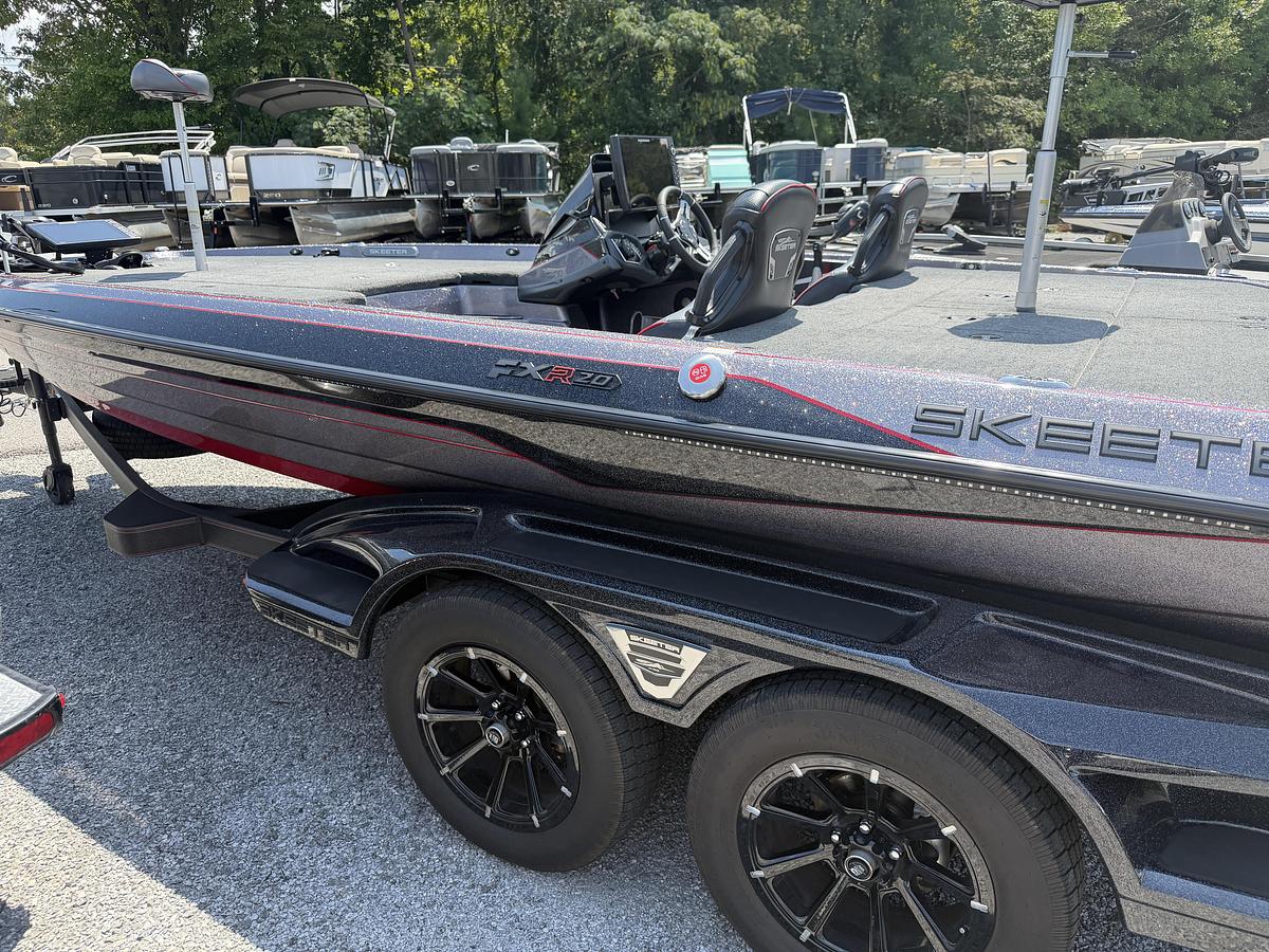 Used 2025 Skeeter FXR20LE