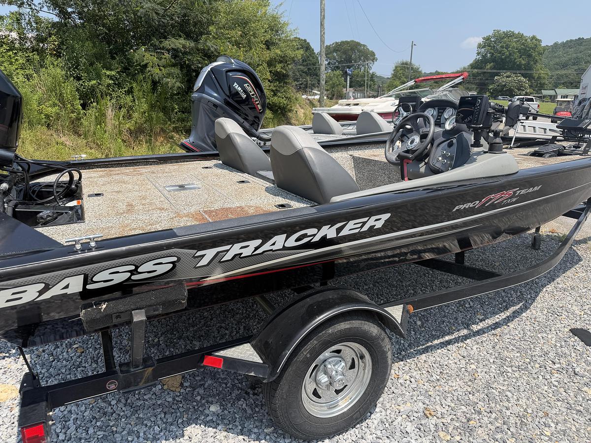Used 2015 Tracker Pro Team 175 TXW