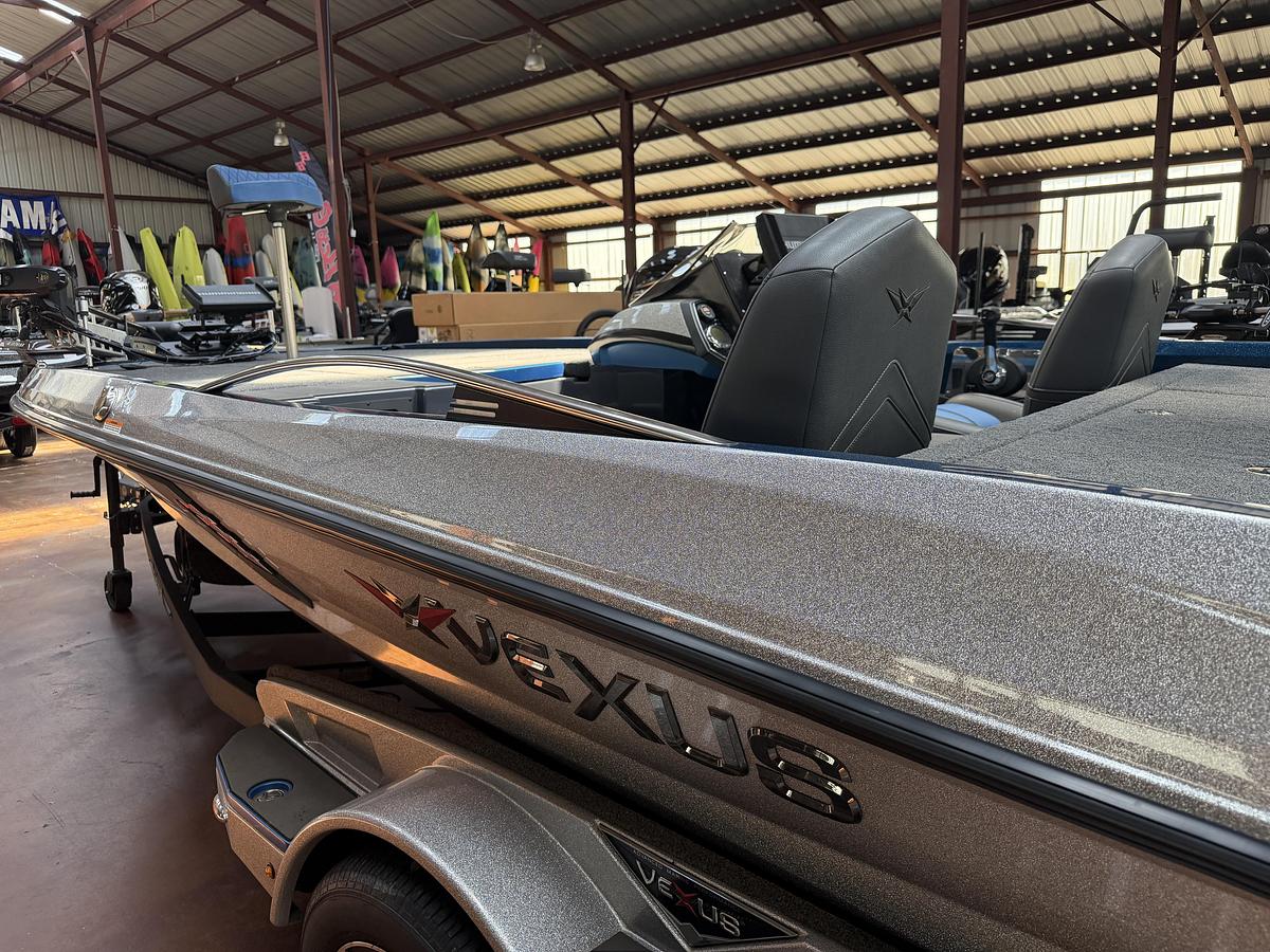 Used 2021 Vexus VX20