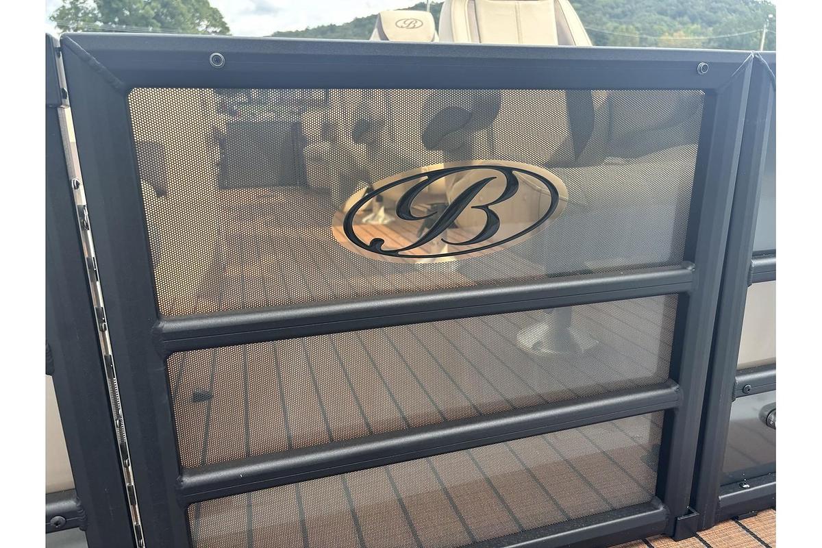 2026 Bentley Pontoons Legacy 220 DL Navigator