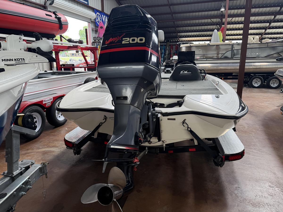 Used 2005 Stratos 294 PRO XL