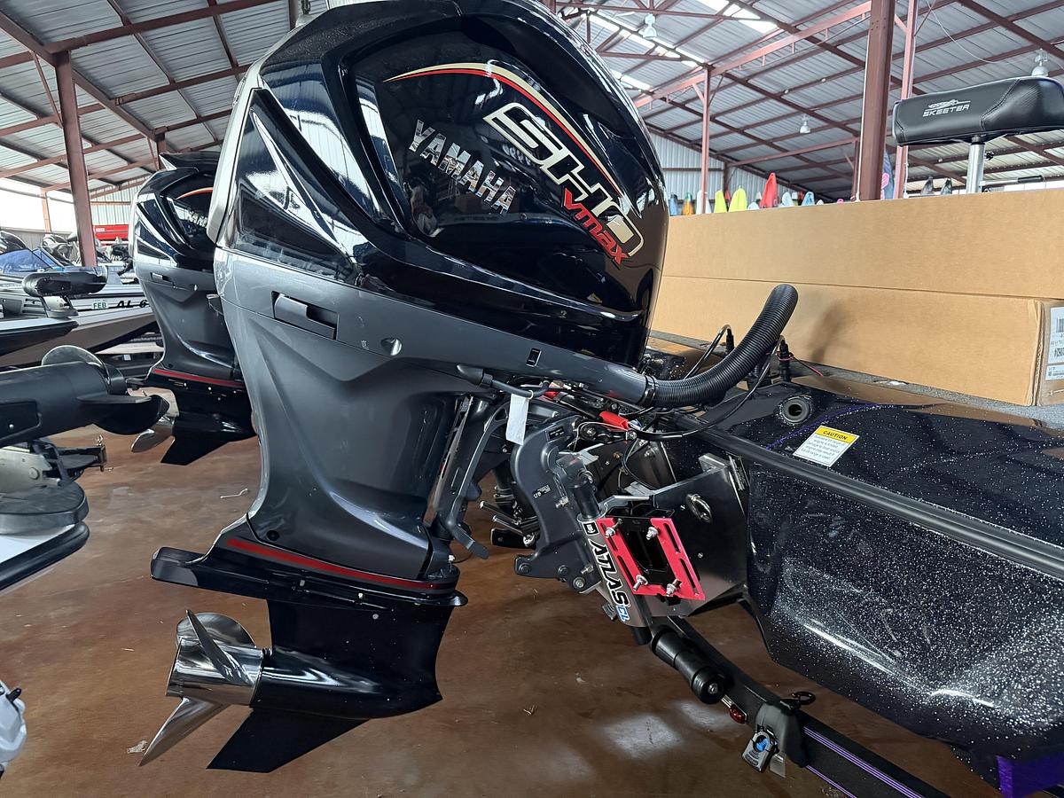 2027 Skeeter ZXE20