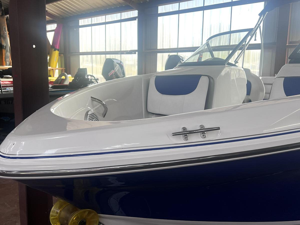 Used 2022 Tahoe 200 MOK