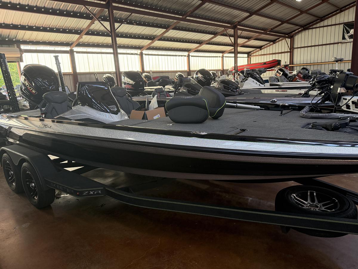 Used 2024 Skeeter ZXR20