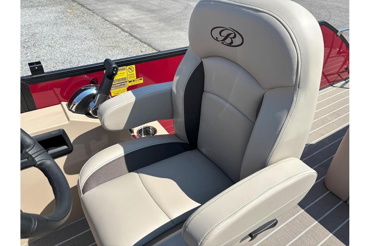 2026 Bentley Pontoons Legacy 223 Swingback