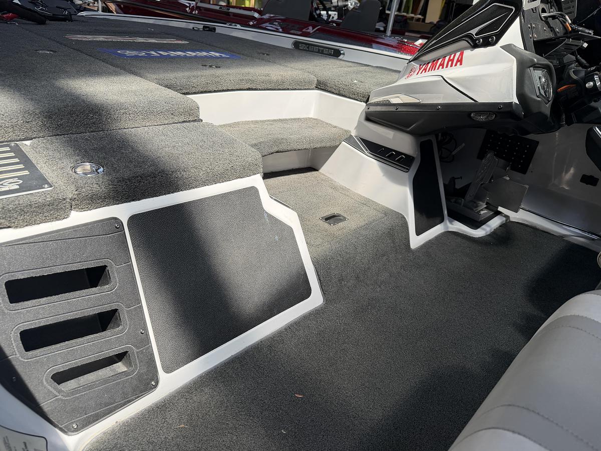 Used 2019 Skeeter FX20LE