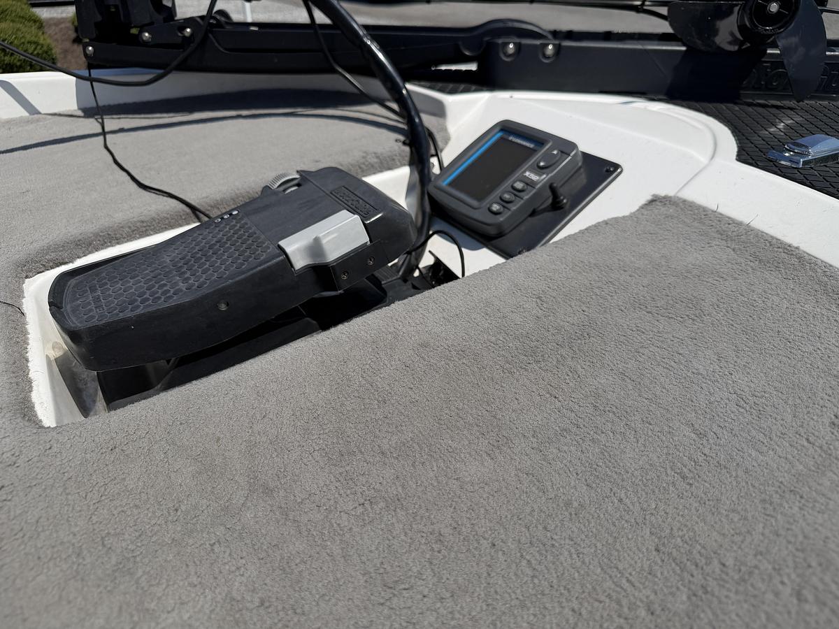 Used 2008 Triton Boats 17 Explorer
