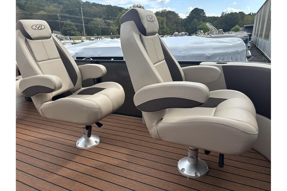 2026 Bentley Pontoons Legacy 220 DL Navigator