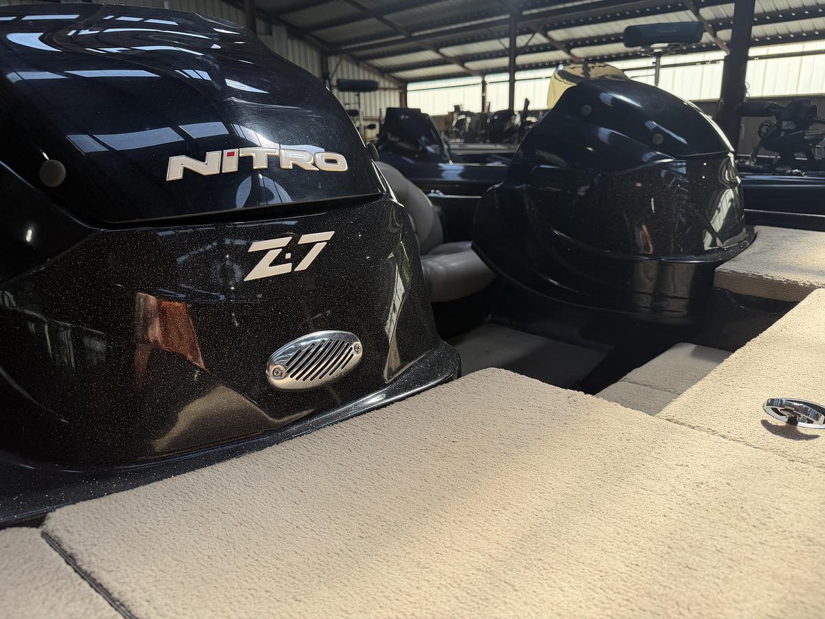 Used 2014 Nitro Z7 DC