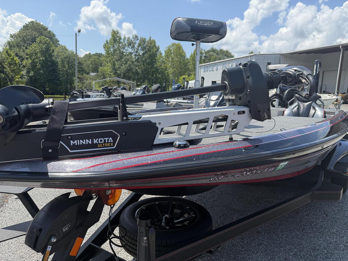 Used 2025 Skeeter FXR20LE