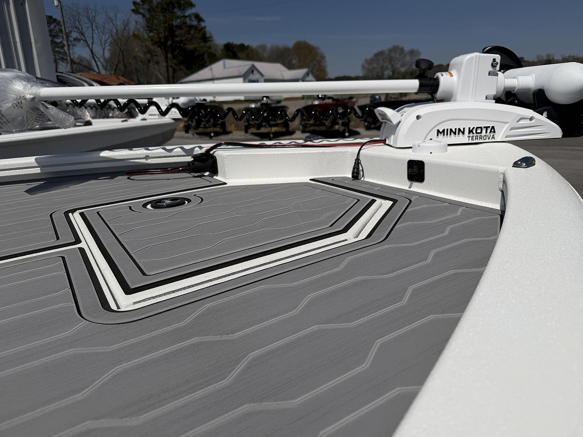 2026 Avid Boats 21FSX