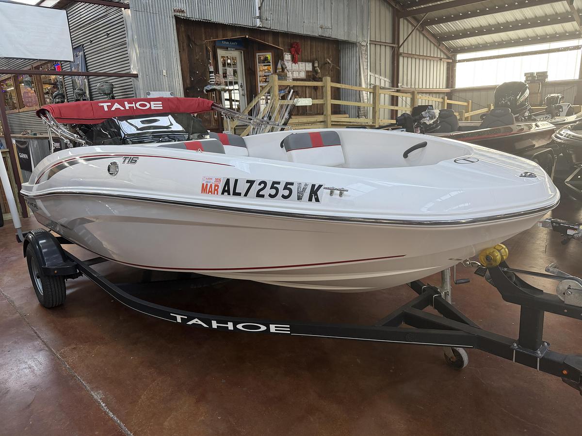 2021  Tracker Tahoe T16