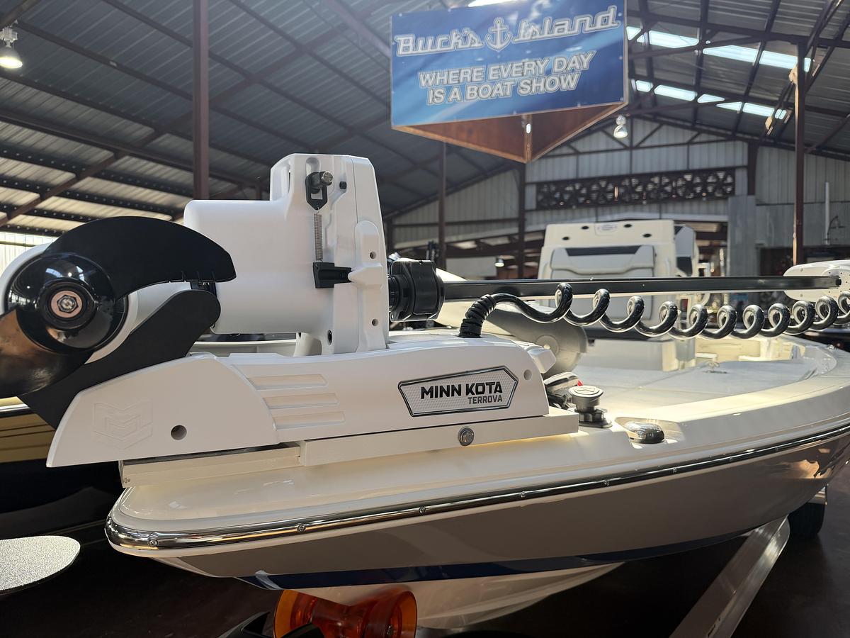 2026 Skeeter SX221 BAY