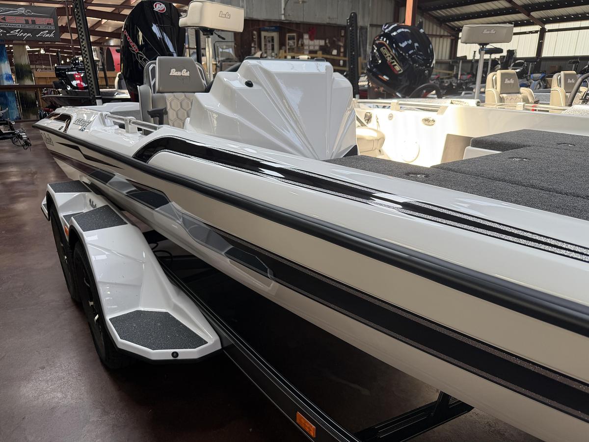 2027 Bass Cat Cougar FTD SP