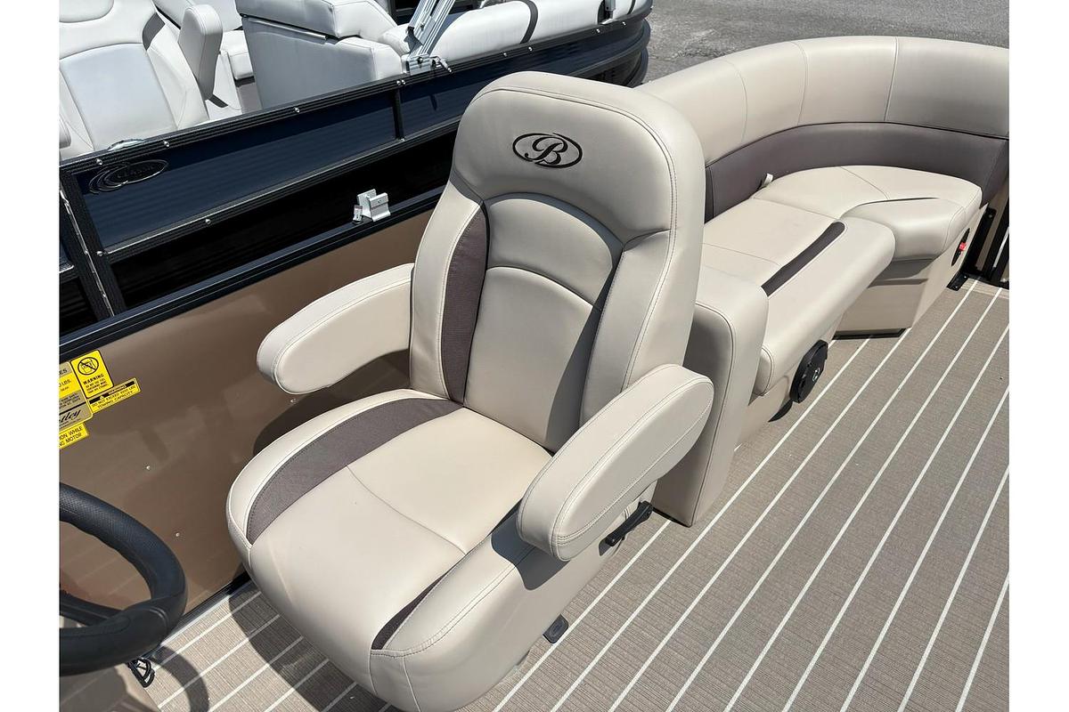 2026 Bentley Pontoons Fish 200 CW