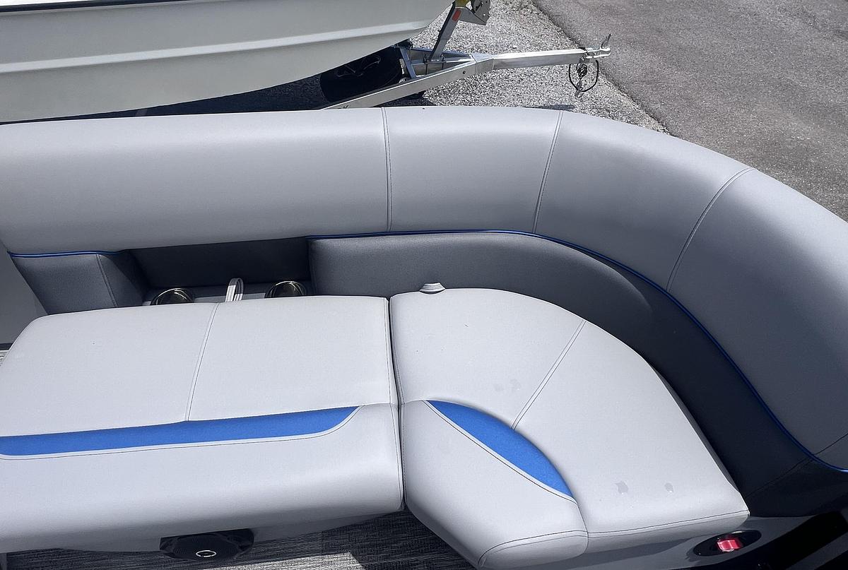 2026 Bentley Pontoons Bolt 223