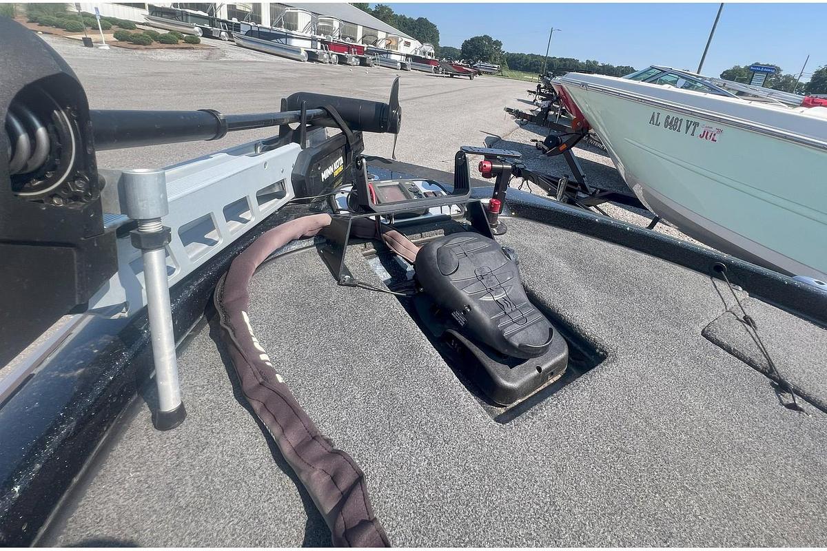 Used 2010 Skeeter ZX180