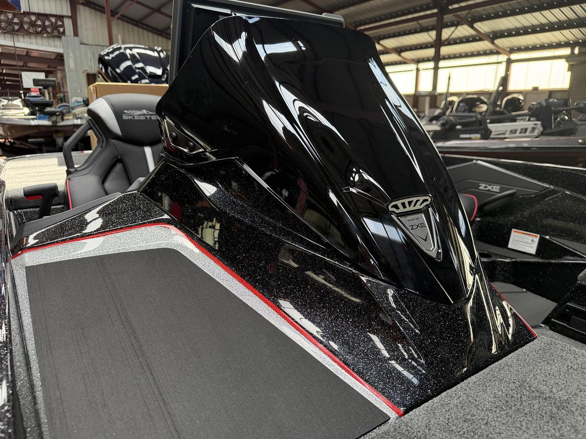 2027 Skeeter ZXE20
