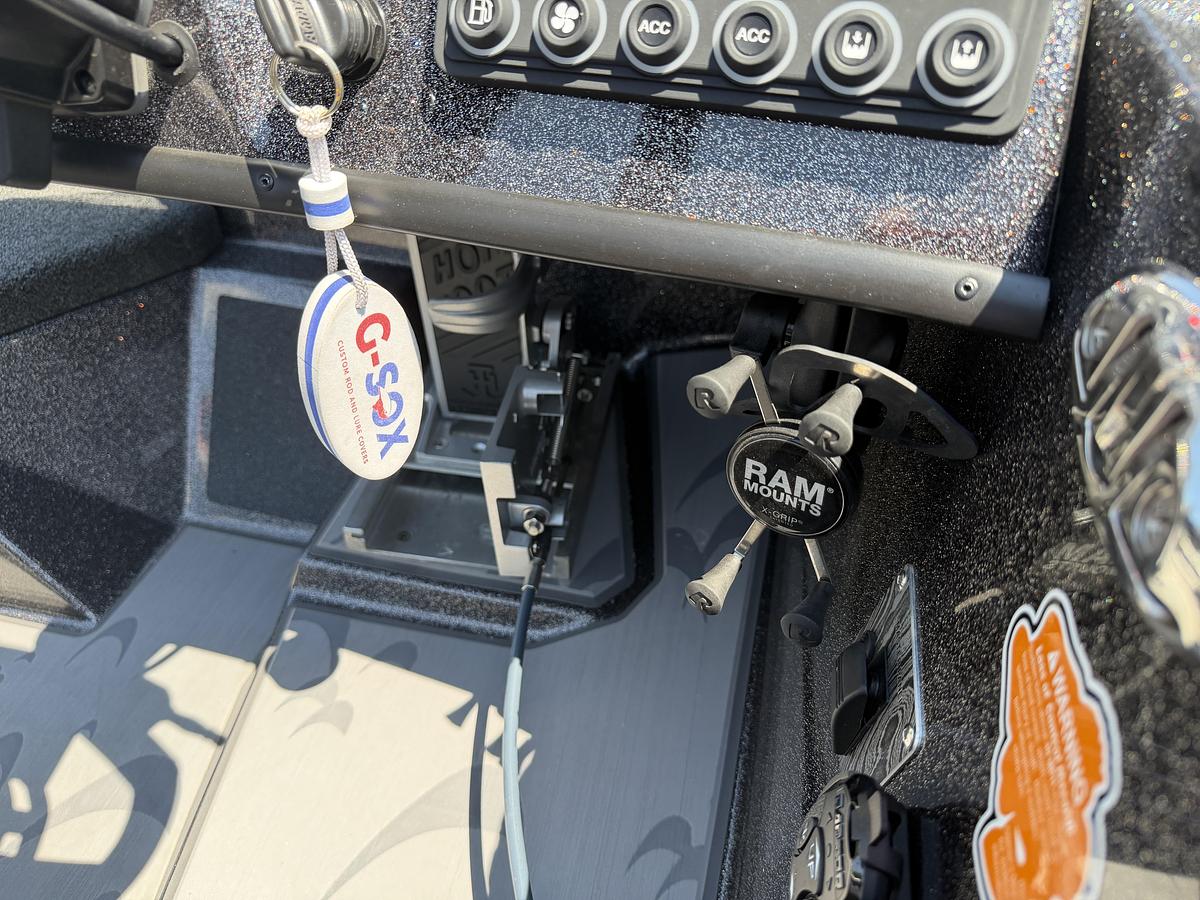 Used 2025 Bass Cat Caracal STS