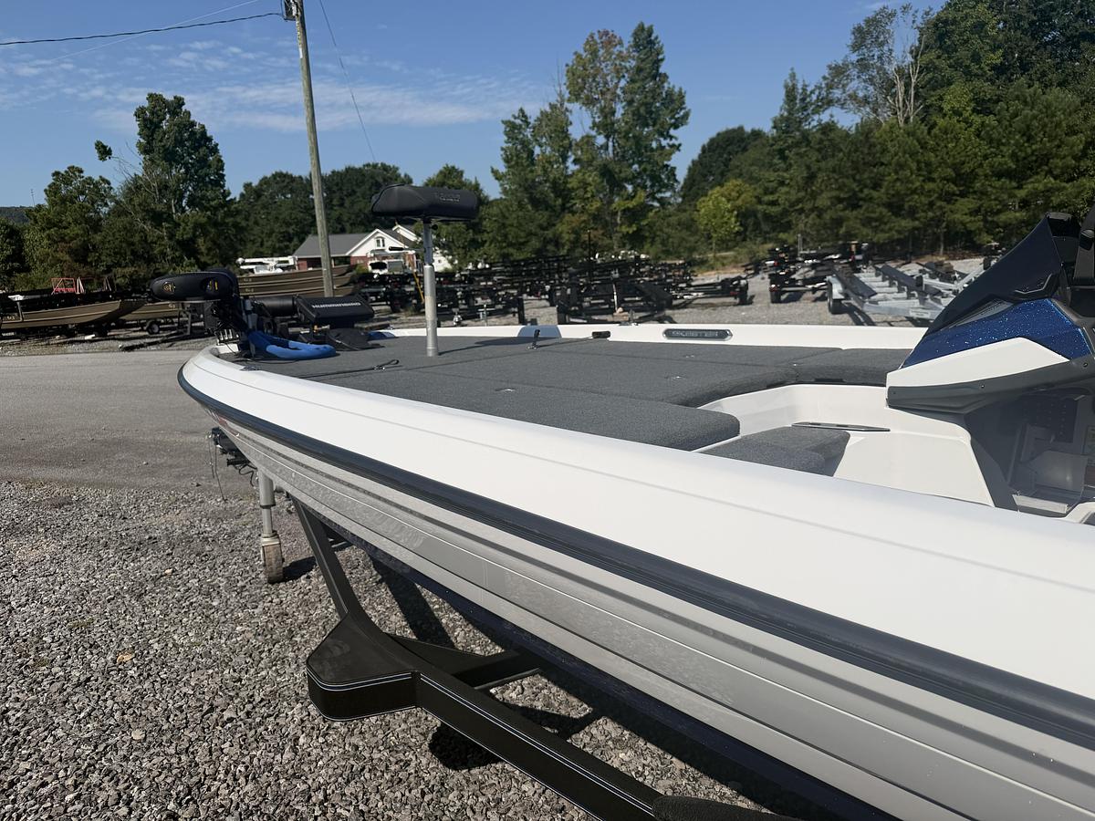 Used 2023 Skeeter FXR21LE