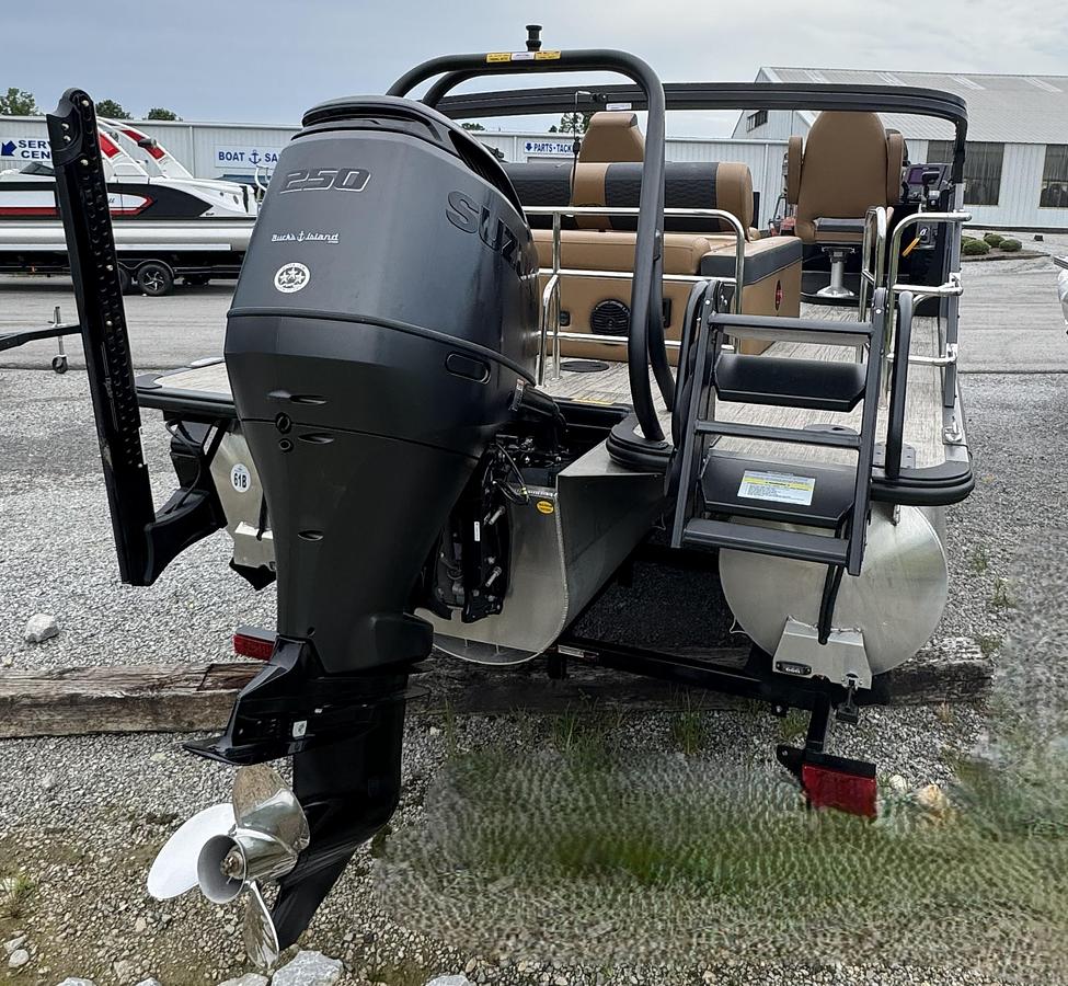 Used 2026 Bentley Pontoons Elite 223 Swingback DC