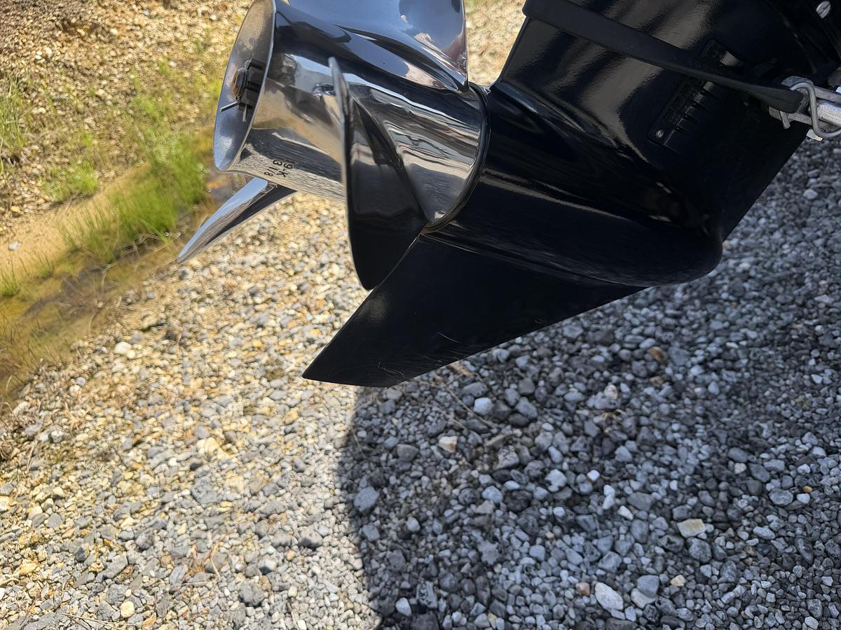 Used 2023 Avid Boats 18XC Crappie