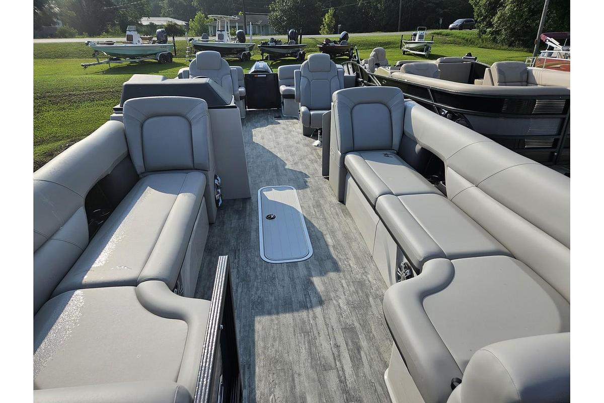 2024 Crest Pontoons Caribbean LX 250SLC CP3