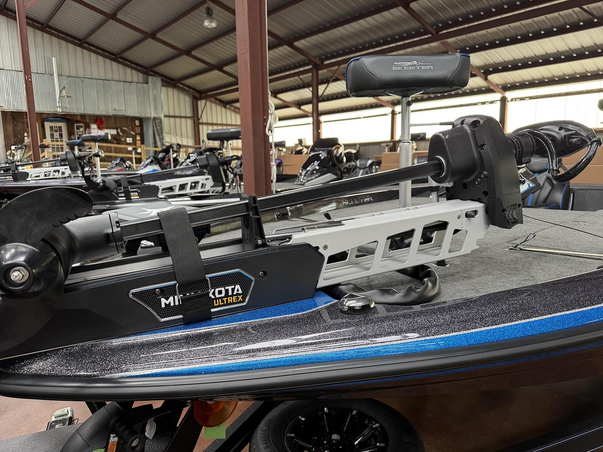 2027 Skeeter ZXE20