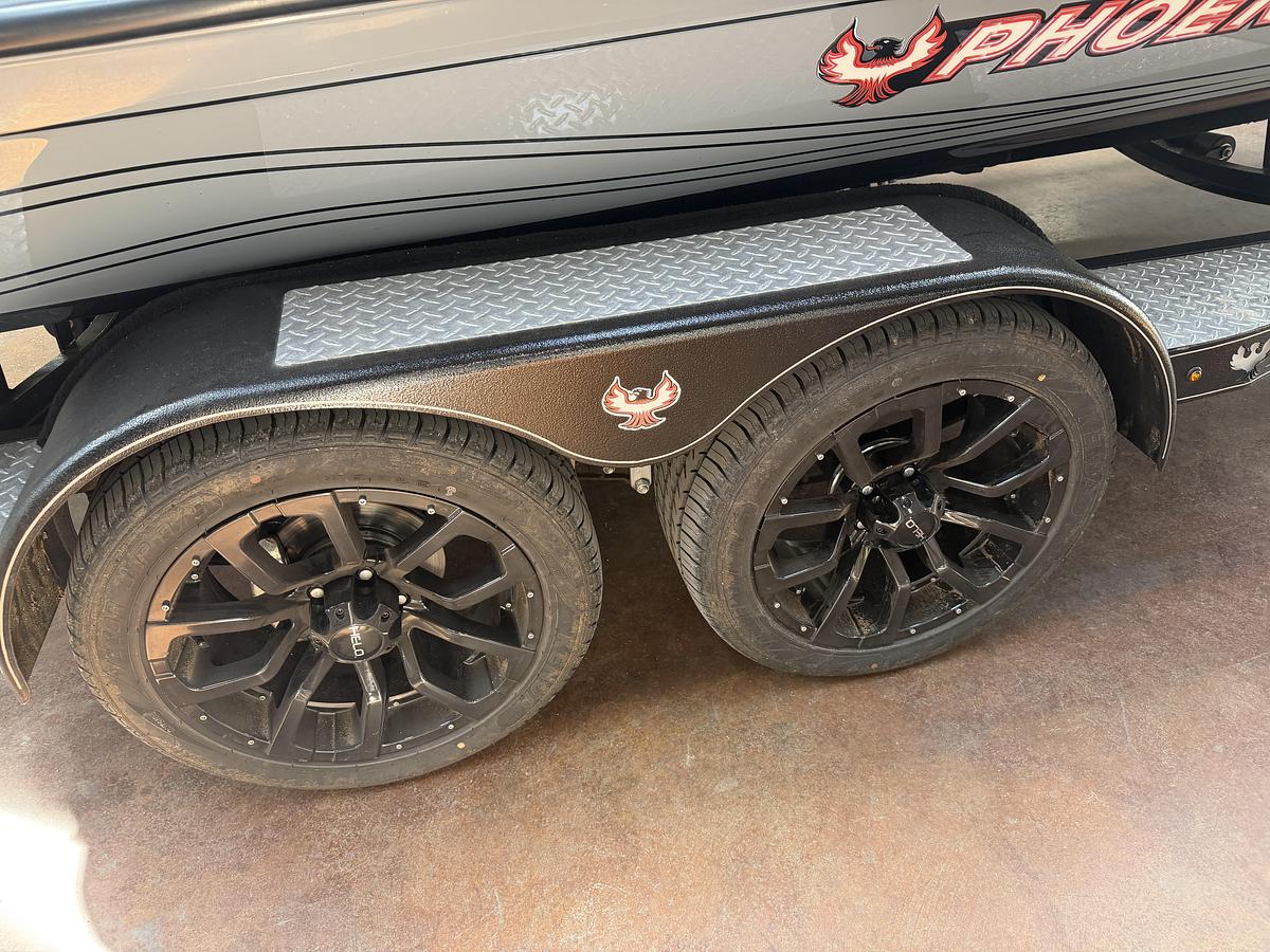 Used 2025 Phoenix 920 Elite