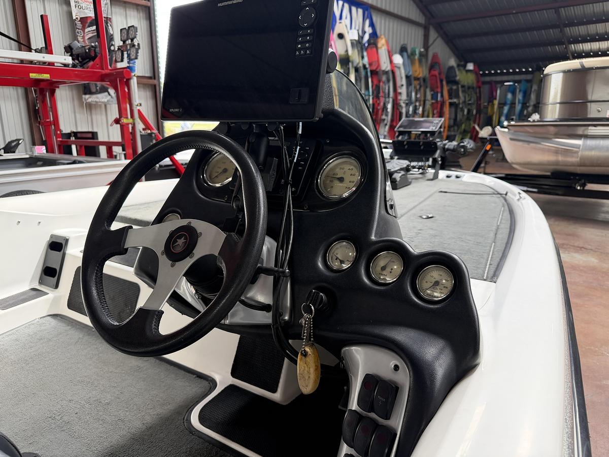 Used 2005 Stratos 294 PRO XL