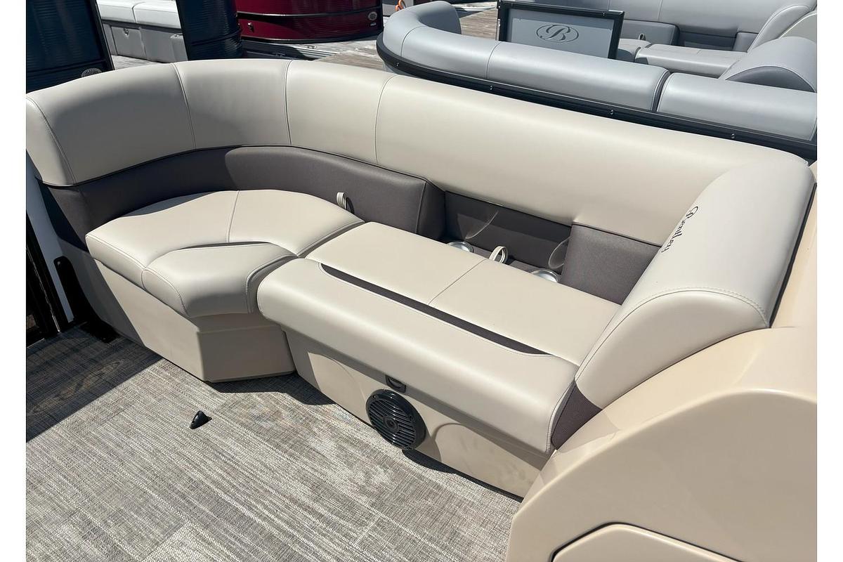 2026 Bentley Pontoons Legacy 223 Navigator