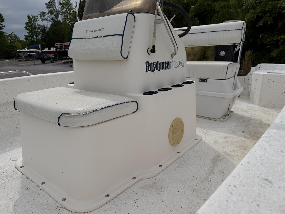 Used 2000 Palm Beach BayDancer 167