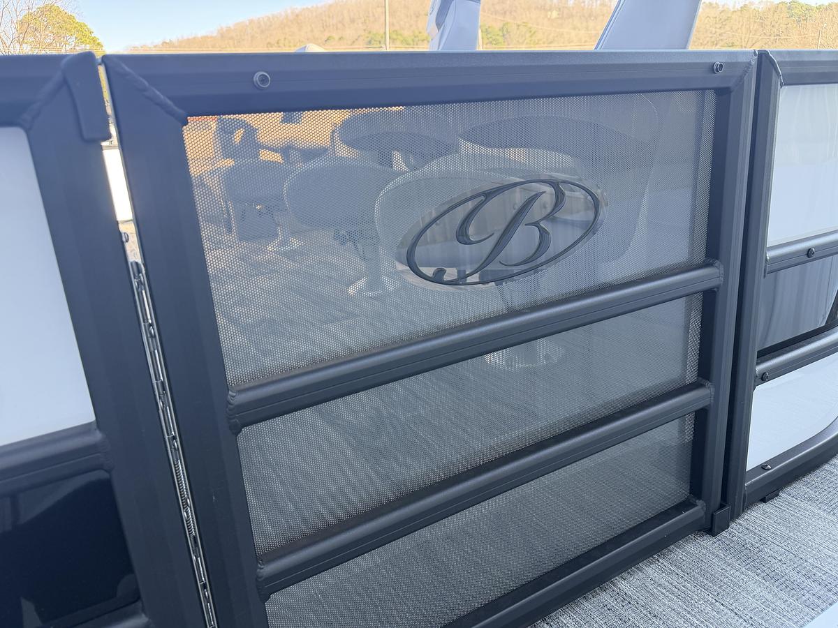 2026 Bentley Pontoons Legacy 223 DL Navigator