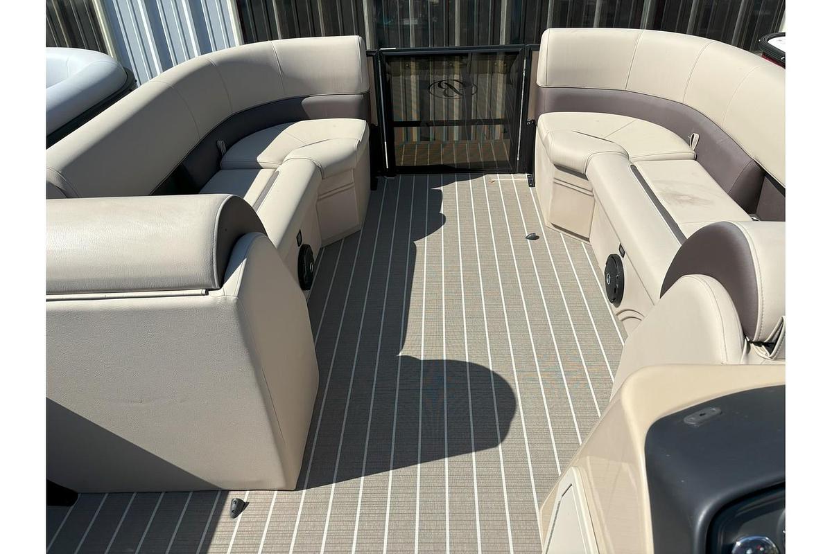2024 Bentley Pontoons Legacy 223 Cruise XL