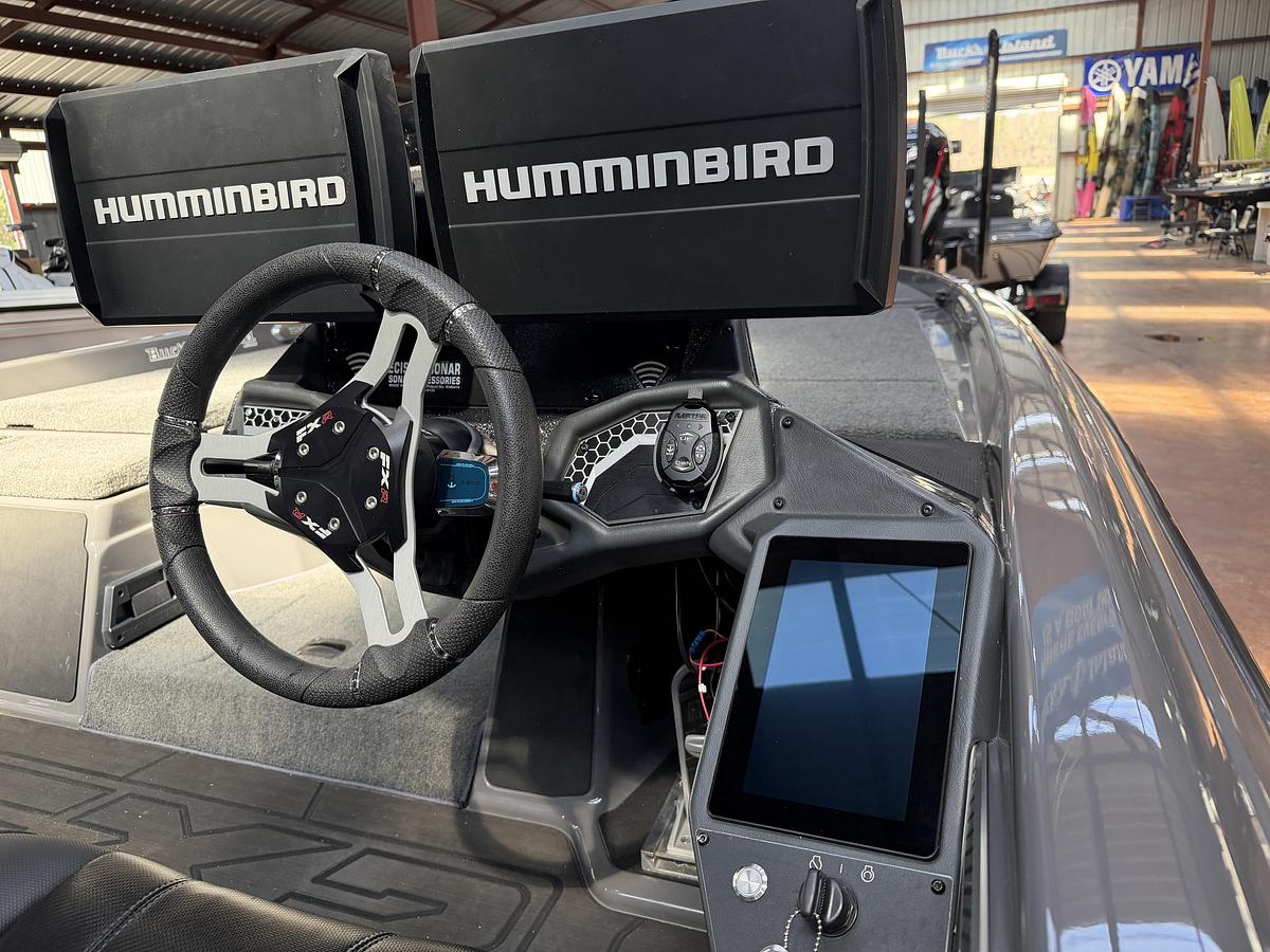 Used 2025  Skeeter FXR21LE - Buck's Island Demo