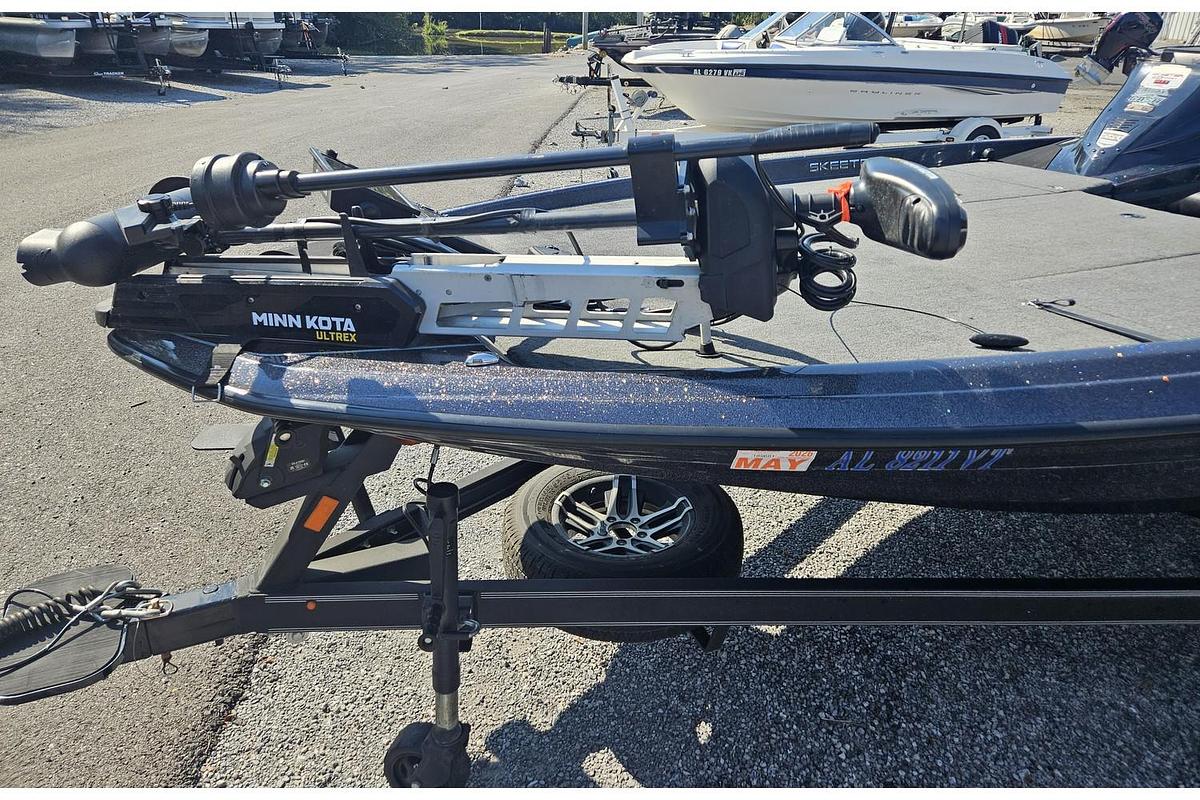 Used 2023 Skeeter ZXR21