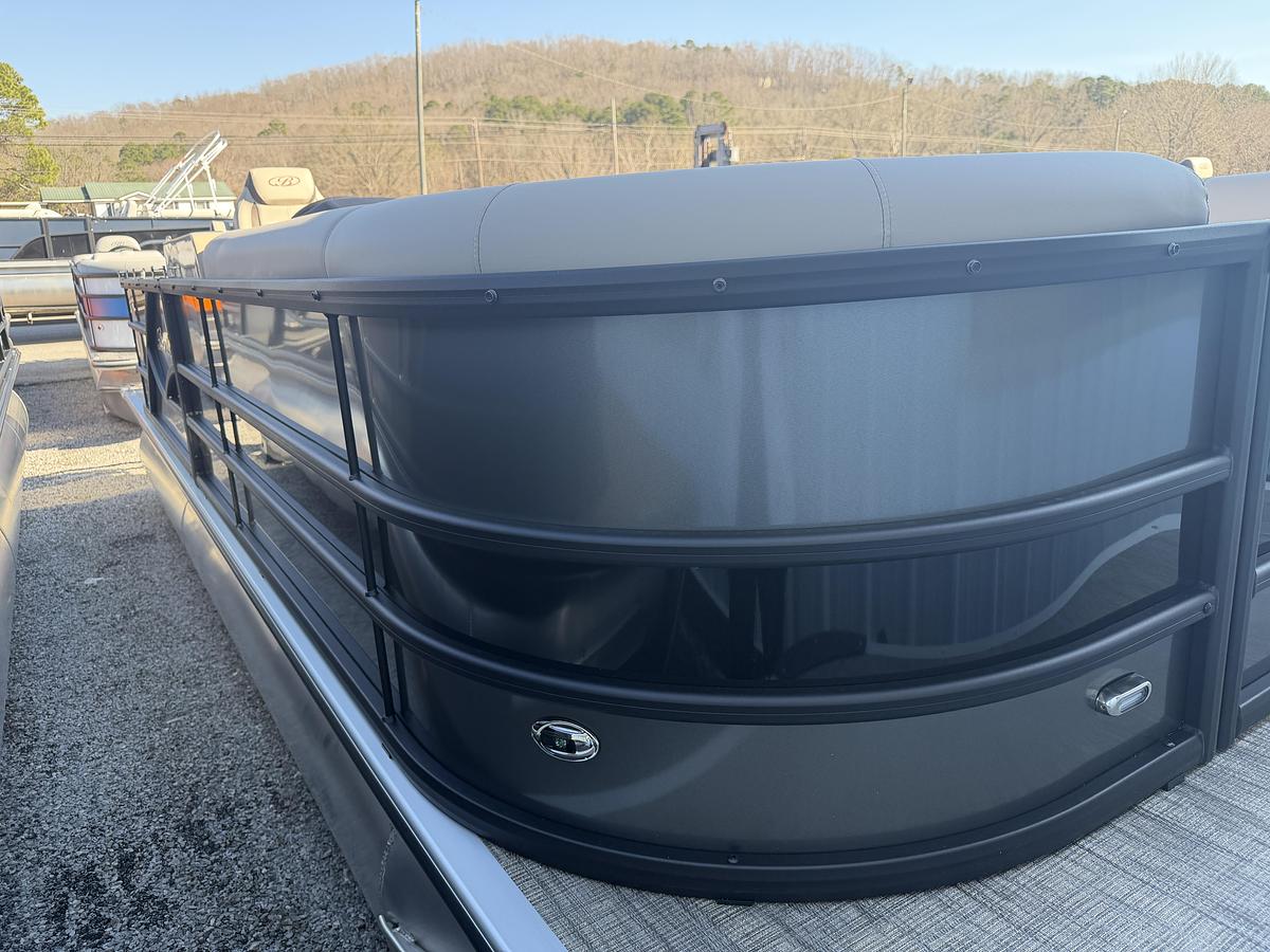 2026 Bentley Pontoons Legacy 223 Cruise XL