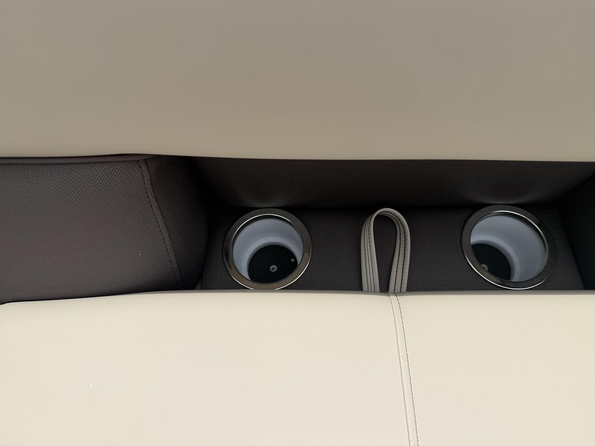2027 Bentley Pontoons Legacy 223 Navigator
