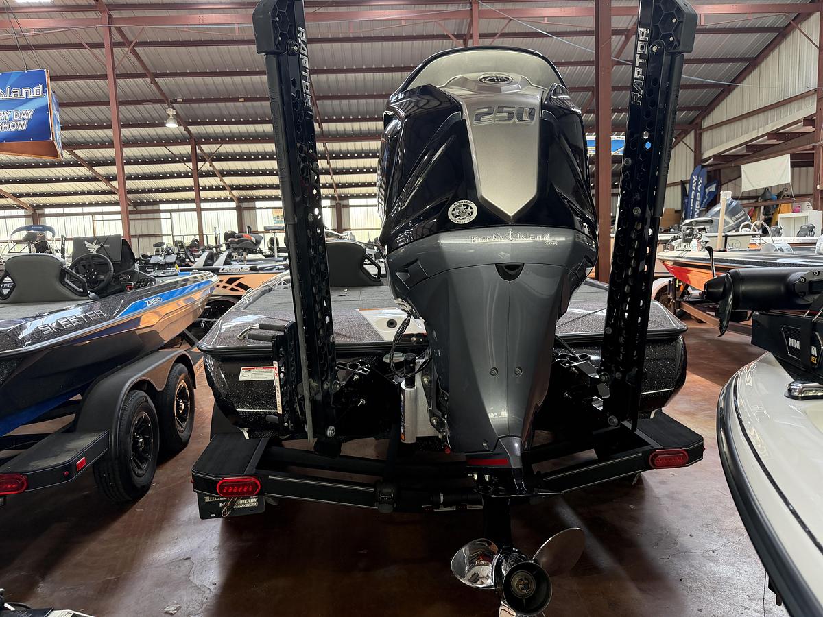 Used 2024 Skeeter ZXR20